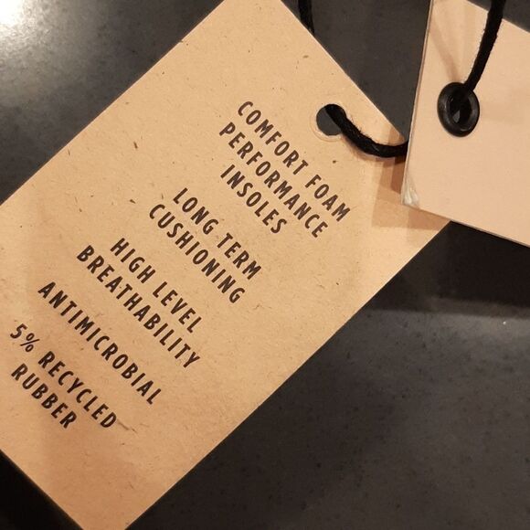 Steve Madden White Ankle Boots with Black Sole - Picture 7 of 11